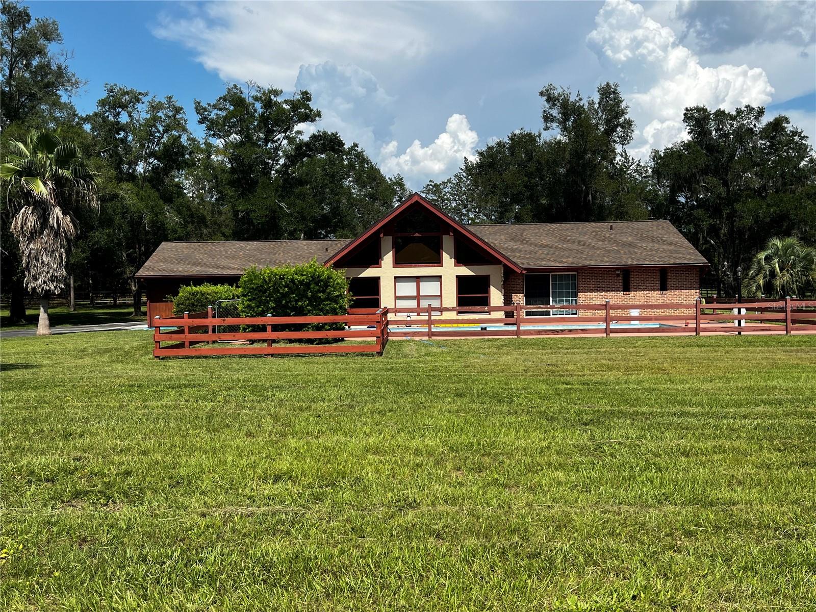 3rd image of 7 Meadow Wood Dr, Ocala, FL 34482 | MLS# OM727324