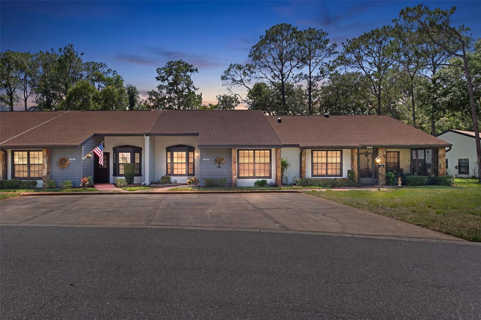 3rd image of 2102 Forester Wy, Spring Hill, FL 34606 | MLS# W7887038