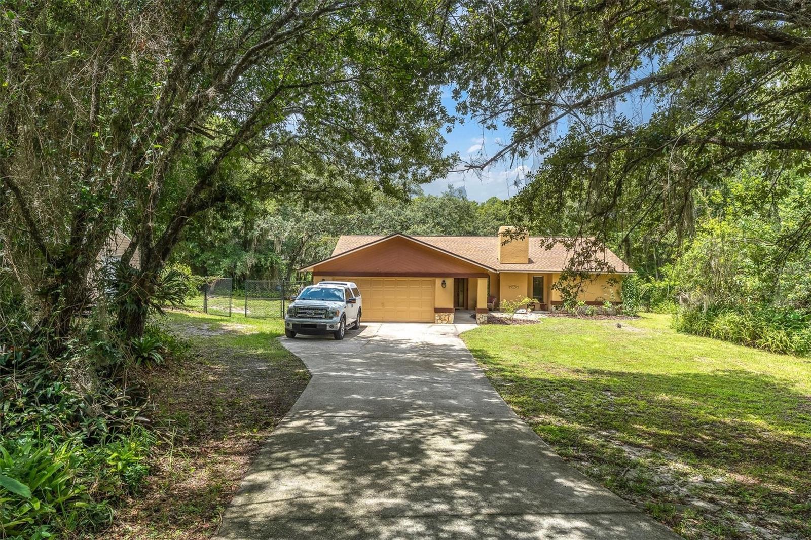 3rd image of 6812 Ridge Top Dr, New Port Richey, FL 34655 | MLS# TB8522973