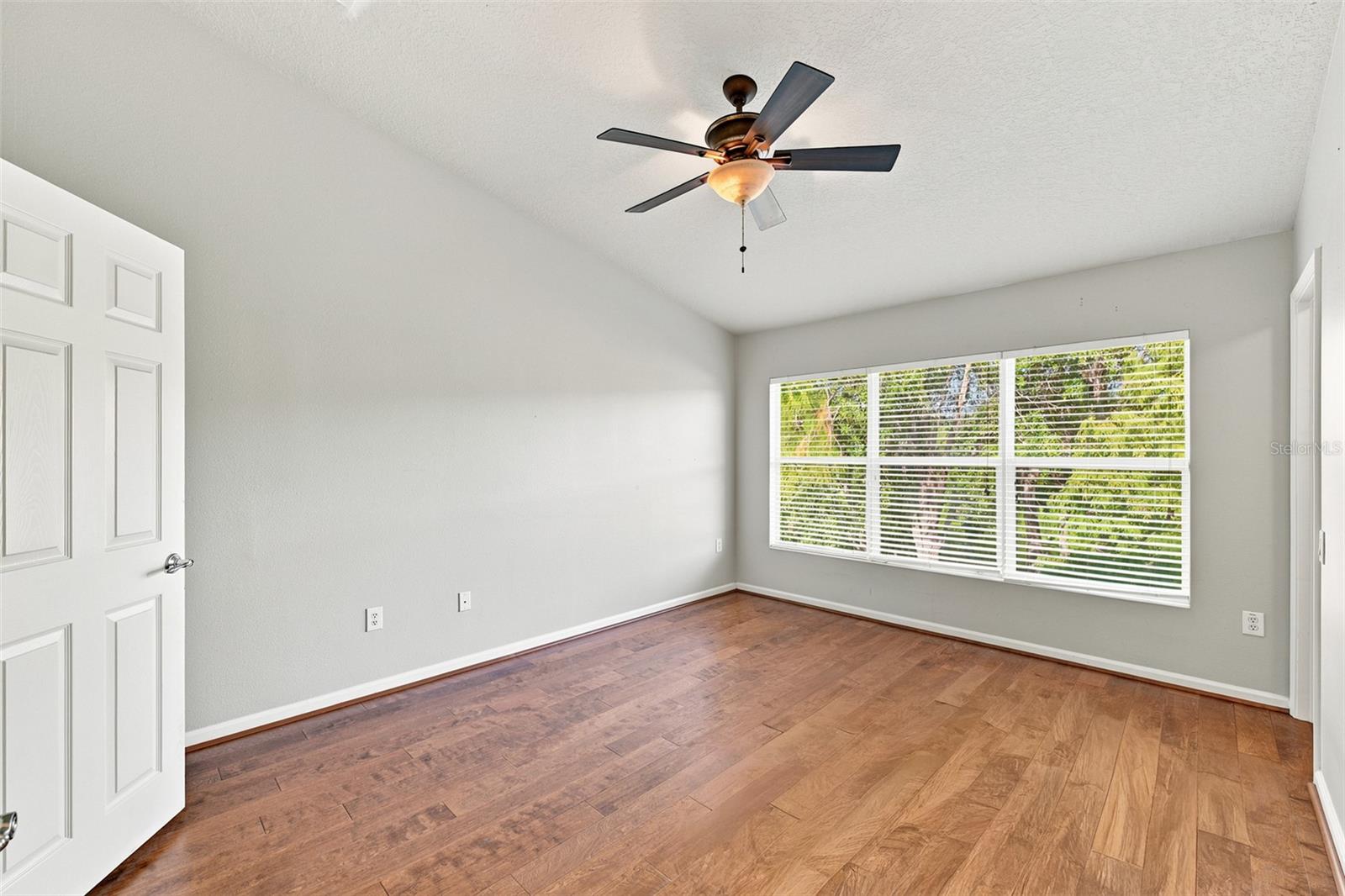 4th image of 2109 Wild Grape Pl, Riverview, FL 33578 | MLS# TB8523152