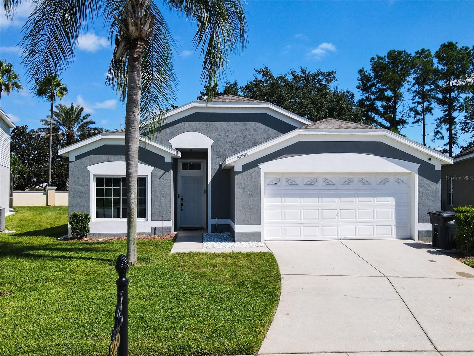 Photo 1 of Single family home for sale at 8050 King Palm Cir, Kissimmee, FL 34747 | MLS# O6420537 | Listing updated on 2026-07-13