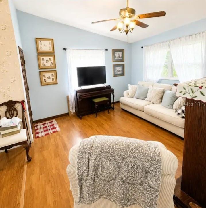 5th image of 93 Glass Ct, Port Orange, FL 32129 | MLS# O6420546