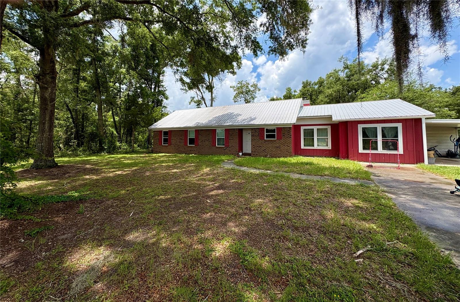 Homes for sale in Branford, FL | 507 Governor Ave Ne, Branford, FL 32008 | MLS# OM727523