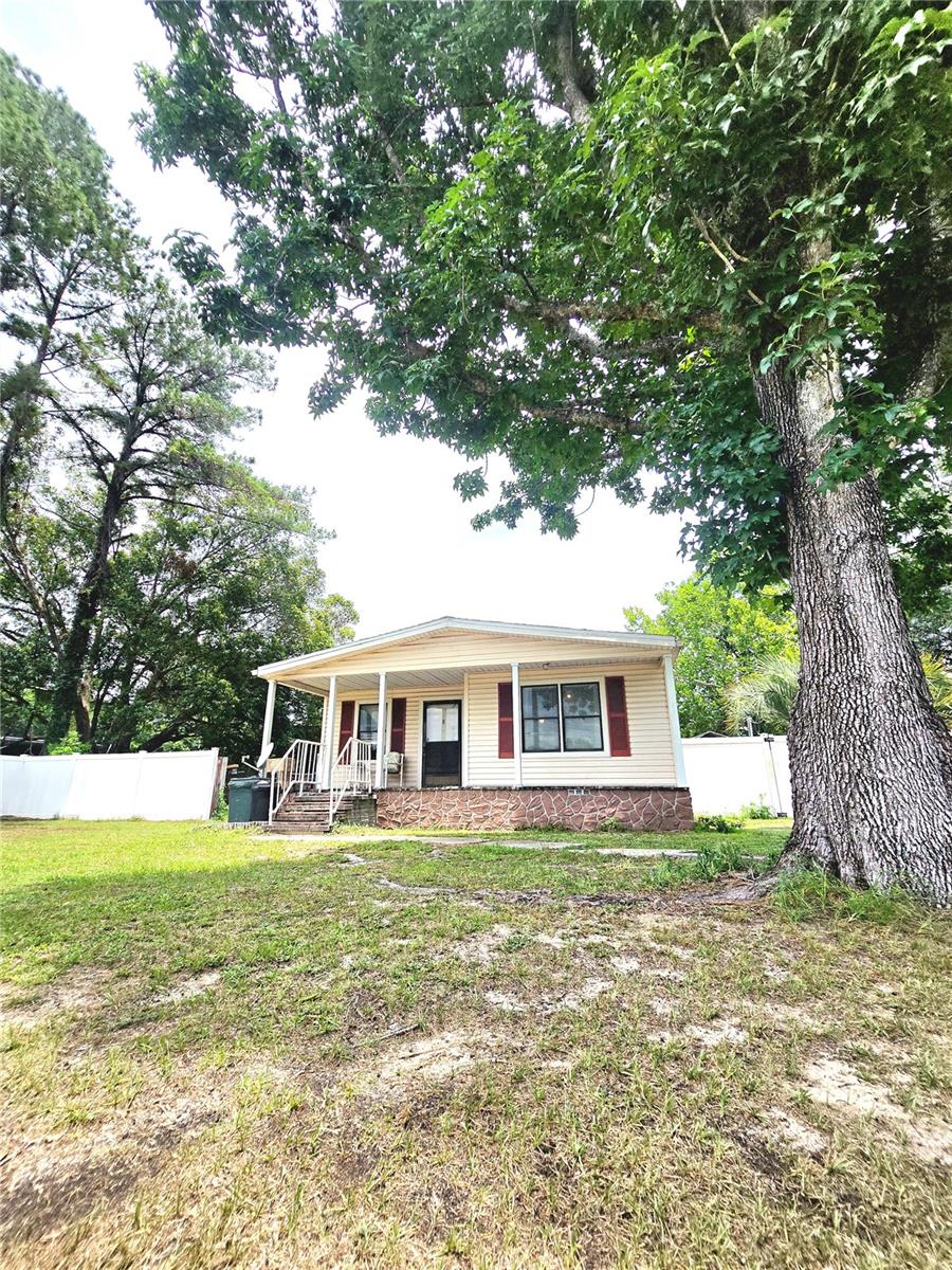 2nd image of 3265 Se 132nd Pl, Belleview, FL 34420 | MLS# OM727545