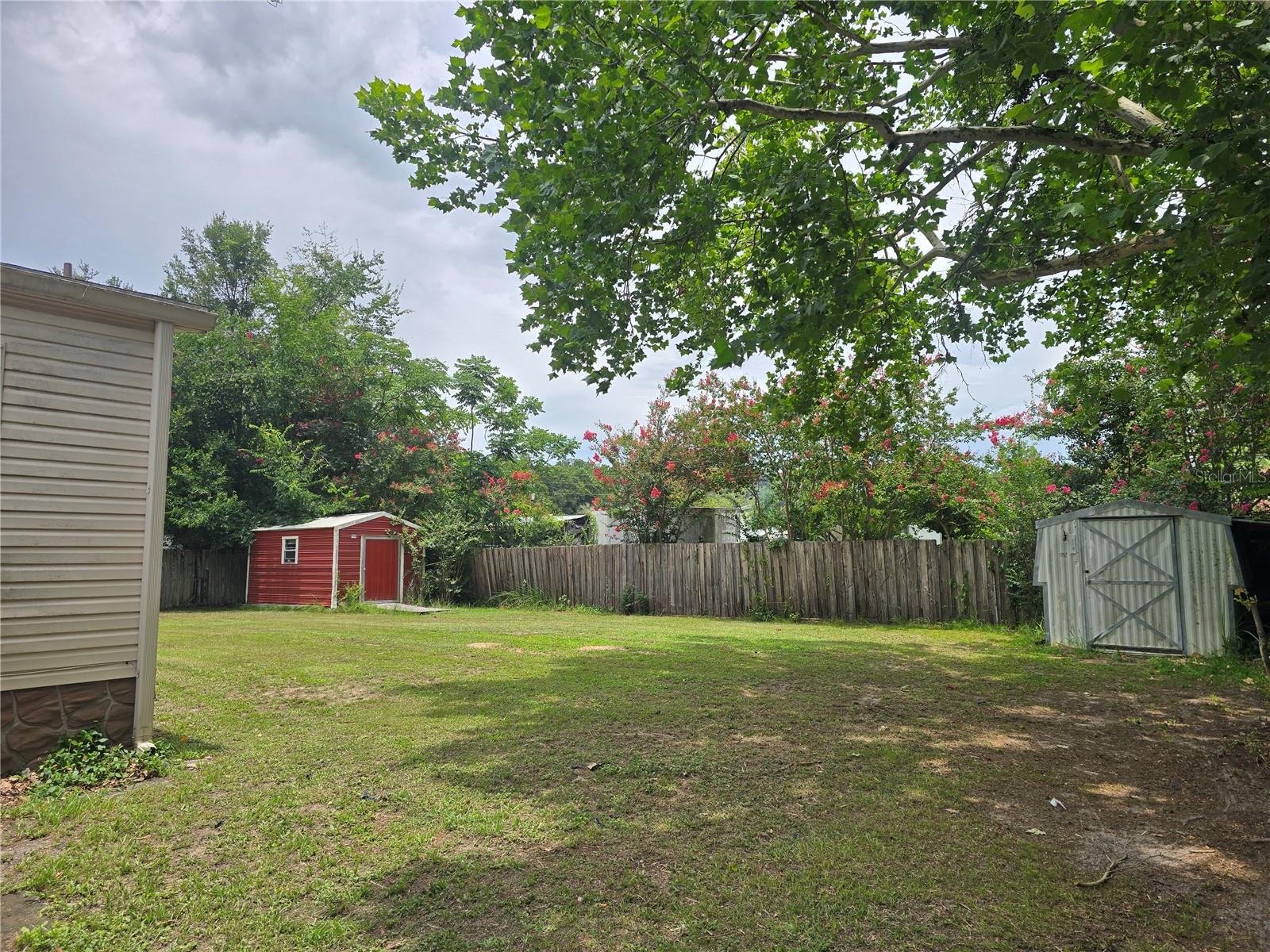 5th image of 3265 Se 132Nd Pl, Belleview, FL 34420 | MLS# OM727545