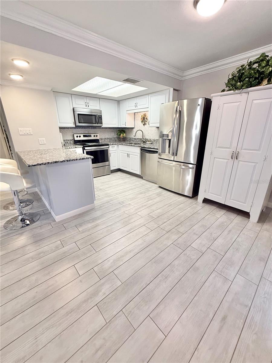 Homes for sale in Sarasota, FL | 764 N Jefferson Ave #764, Sarasota, FL 34237 | MLS# N6144870