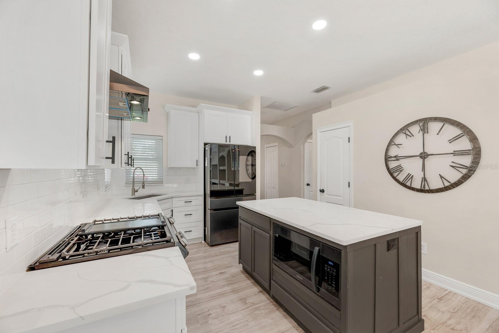 5th image of 6116 Skylarkcrest Dr, Lithia, FL 33547 | MLS# TB8524674