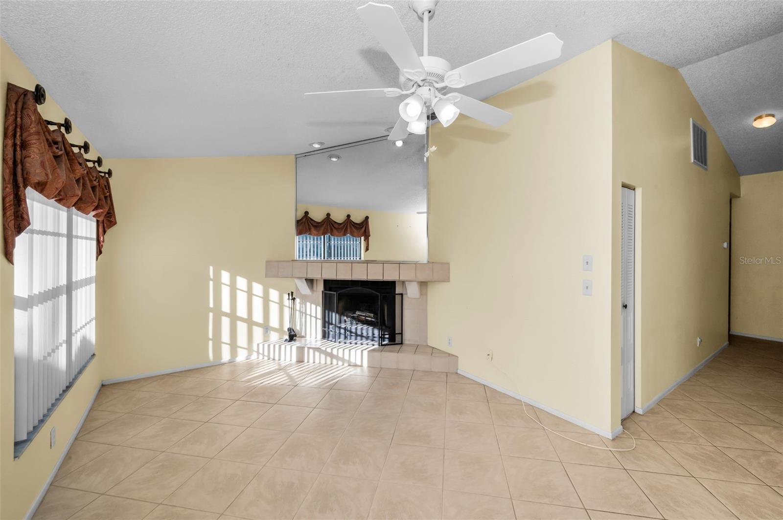 5th image of 3500 Magnolia Ridge Cir #405, Palm Harbor, FL 34684 | MLS# TB8524729