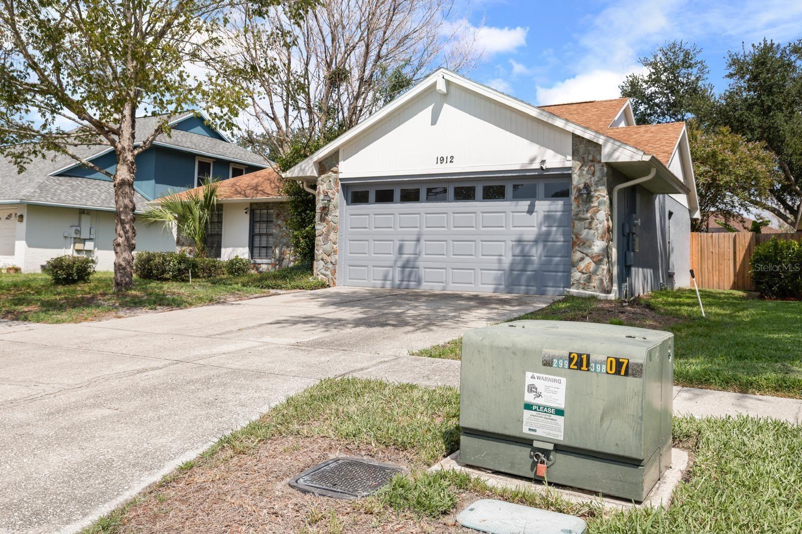 3rd image of 1912 Firethorn Ct, Brandon, FL 33511 | MLS# TB8524906
