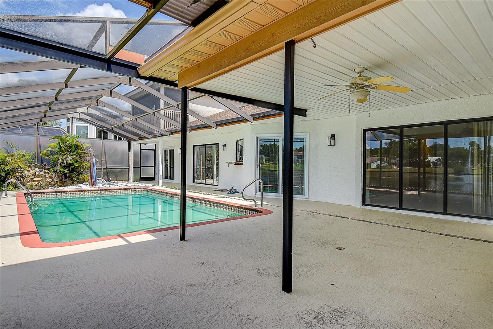 2nd image of 2876 Lake Valencia Blvd E, Palm Harbor, FL 34684 | MLS# TB8525279