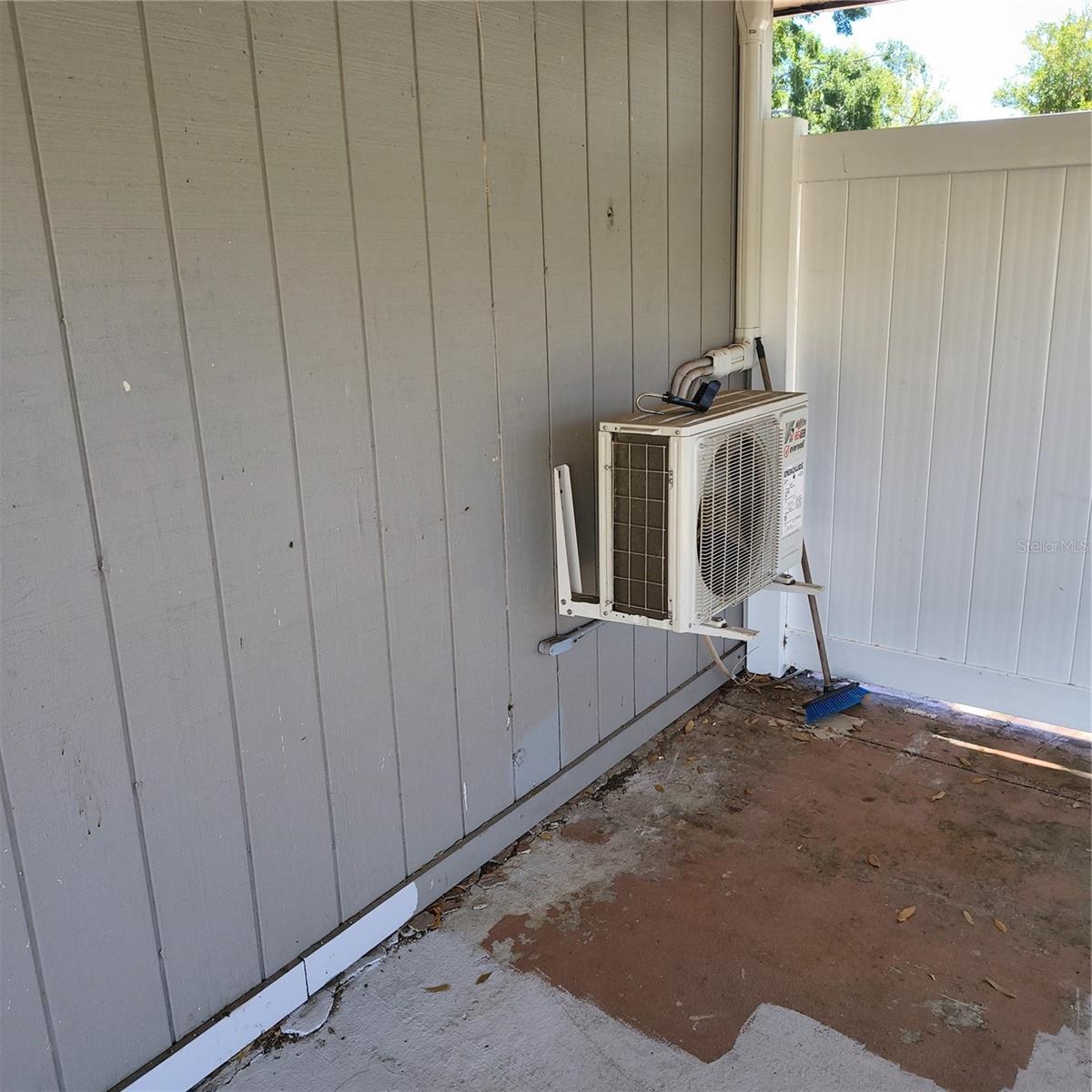 4th image of 7002 Blossom Ave, Tampa, FL 33614 | MLS# TB8525347