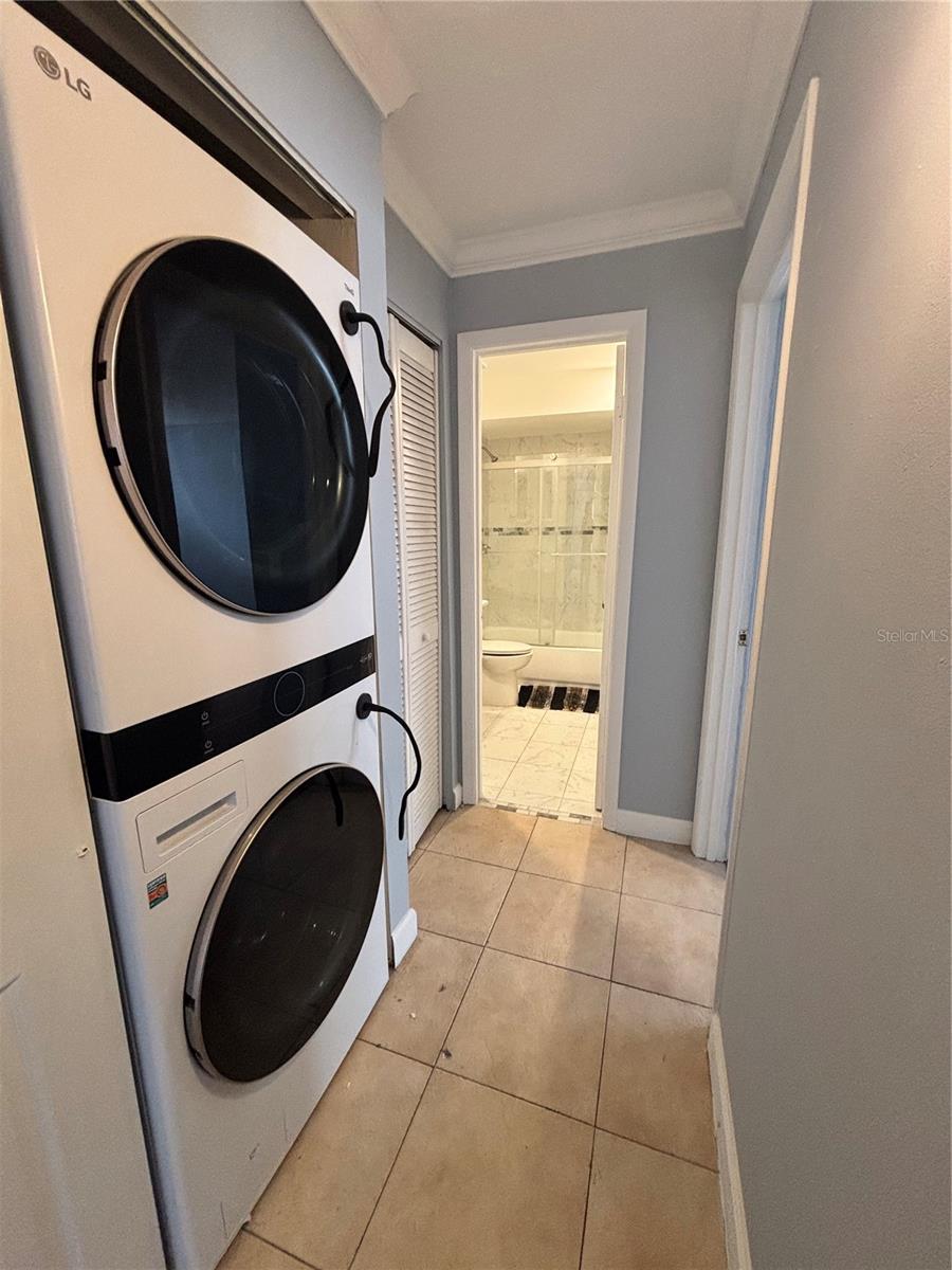 4th image of 2487 Harbour Wy, Winter Park, FL 32792 | MLS# O6422155