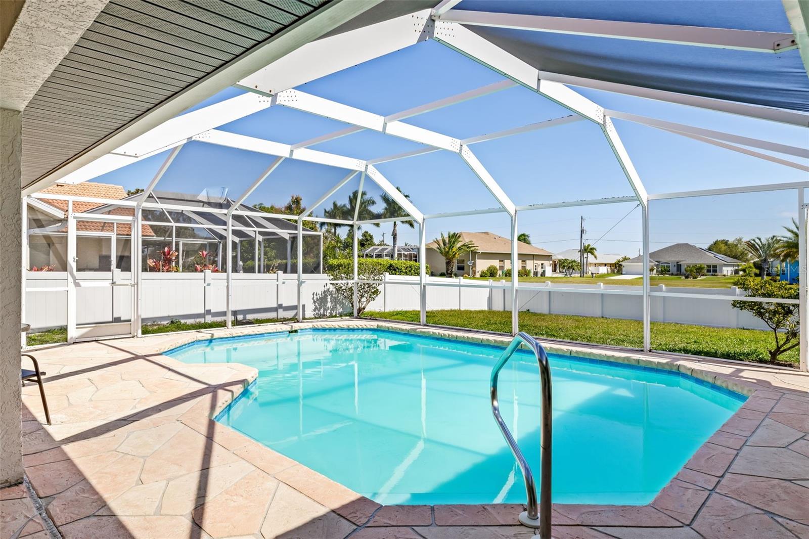 2nd image of 2250 Rio De Janeiro Ave, Punta Gorda, FL 33983 | MLS# C7528027