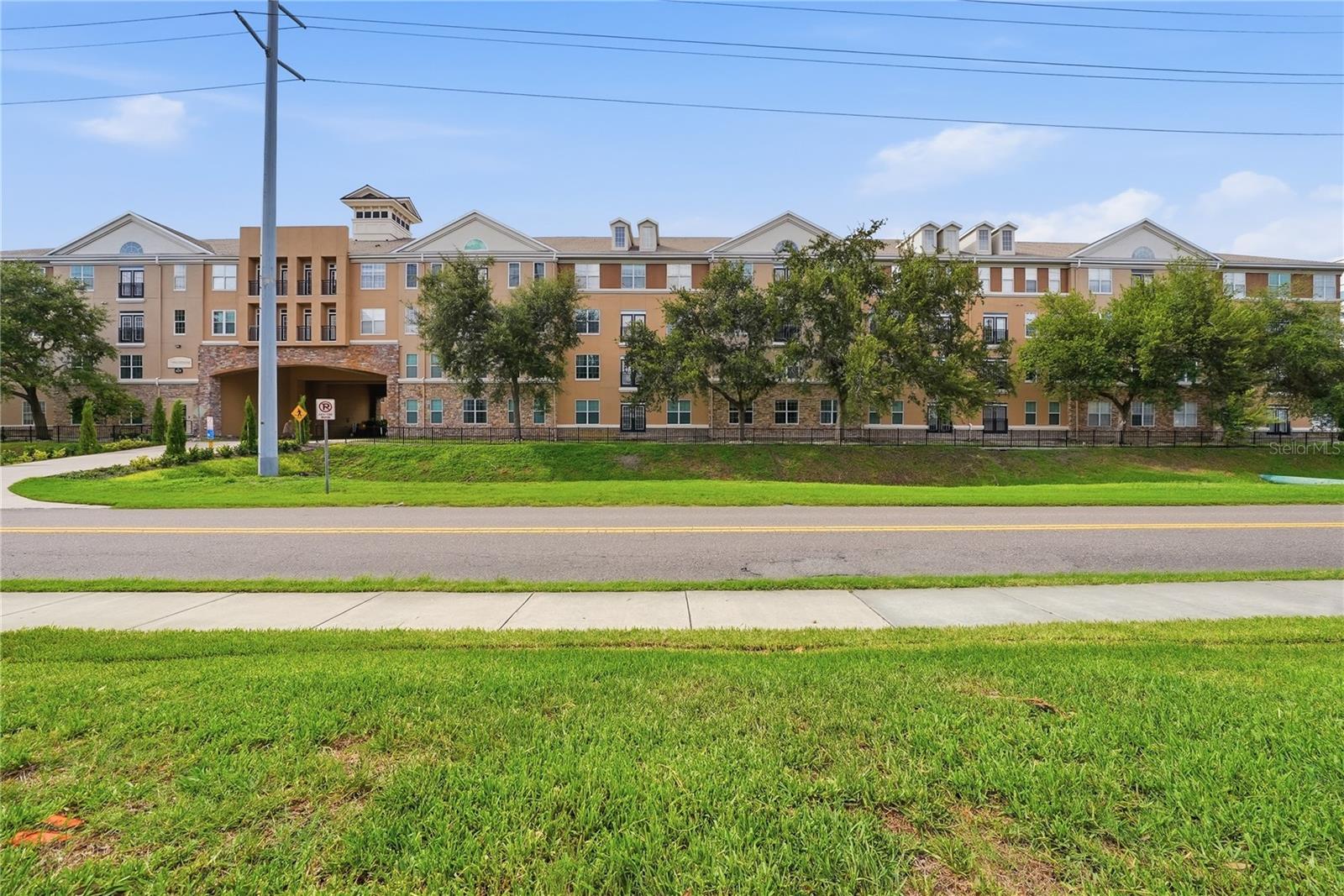 2nd image of 4221 W Spruce St #2203, Tampa, FL 33607 | MLS# TB8526222