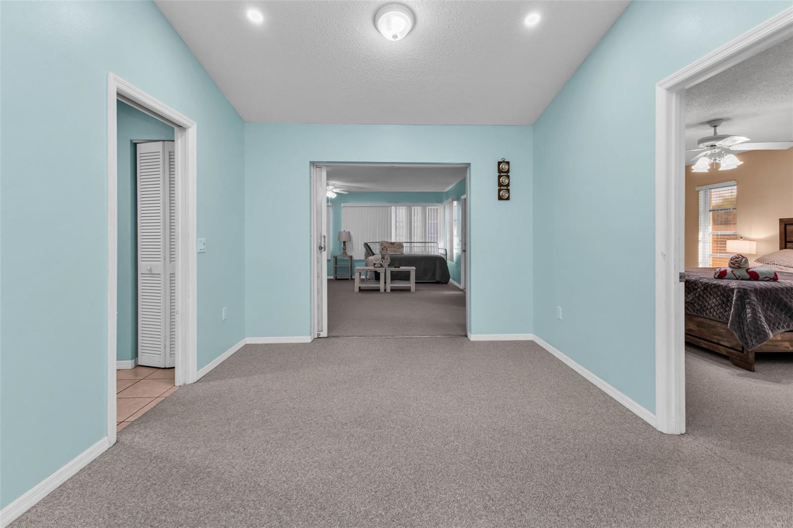 5th image of 285 Mark Twain Ln, Rotonda West, FL 33947 | MLS# C7528097
