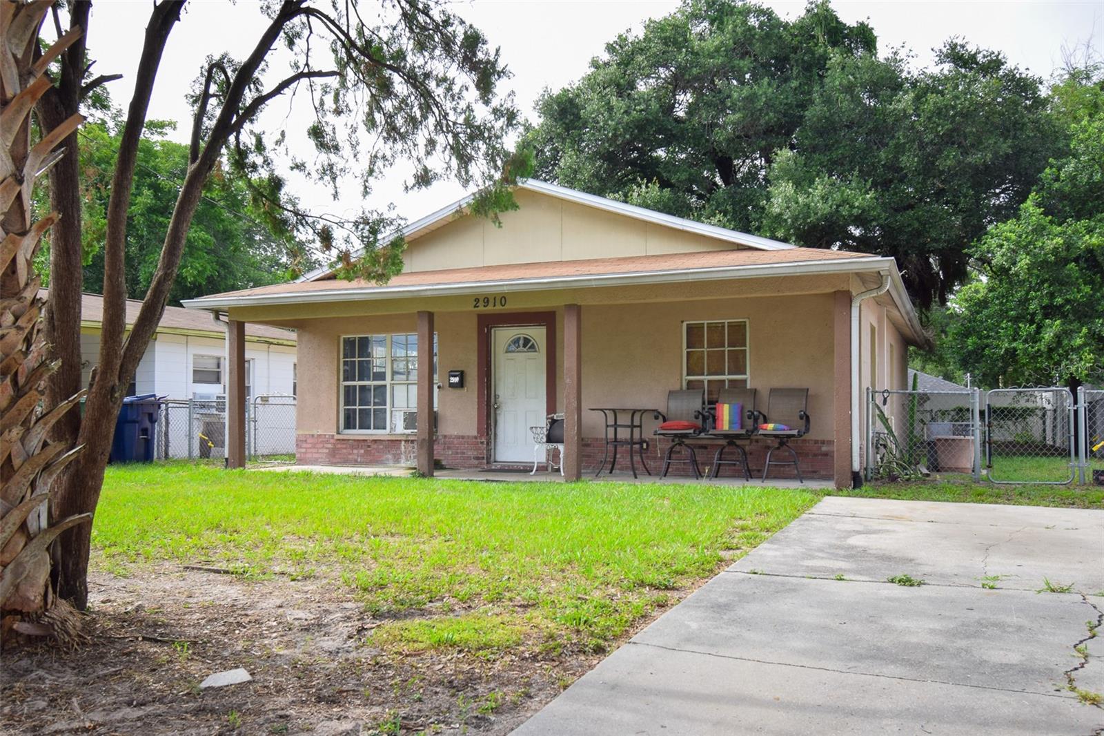 2nd image of 2910 E 25th Ave, Tampa, FL 33605 | MLS# A4699181