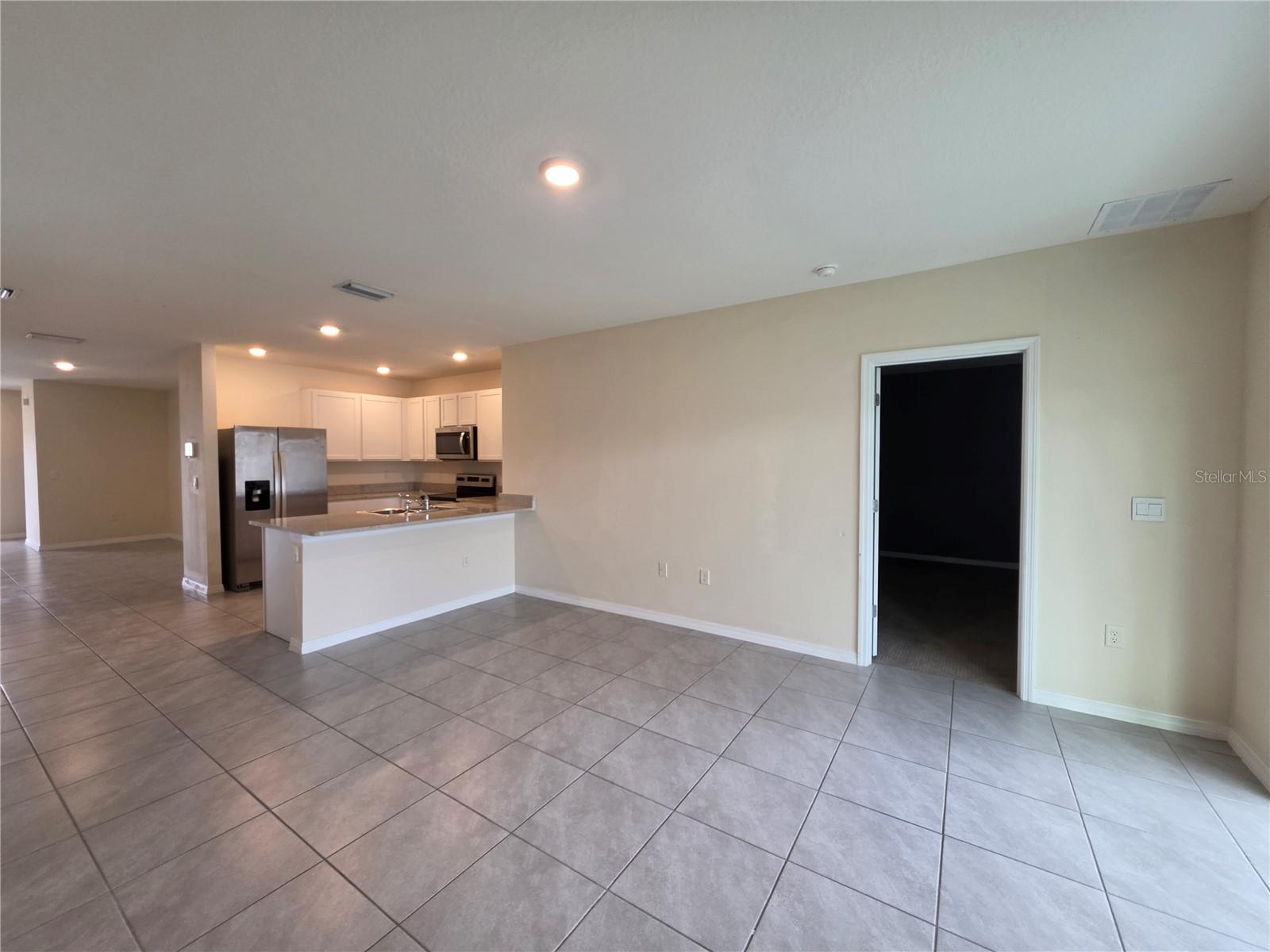 5th image of 17007 Blister Wing Dr, Wimauma, FL 33598 | MLS# A4699201