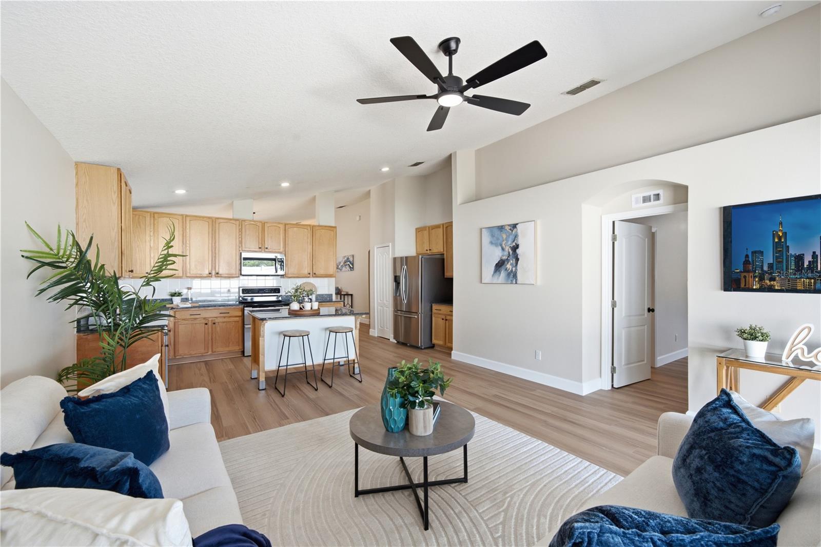 3rd image of 2946 Star Grass Pt, Oviedo, FL 32766 | MLS# O6422967
