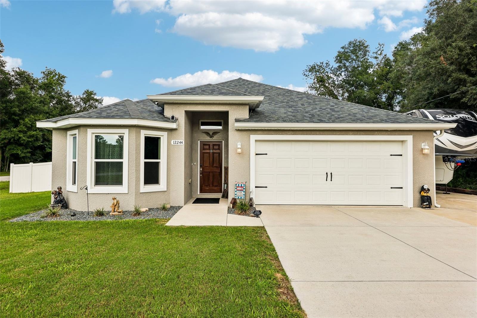 1st image of 12244 Se 86th Ct, Belleview, FL 34420 | MLS# O6423089