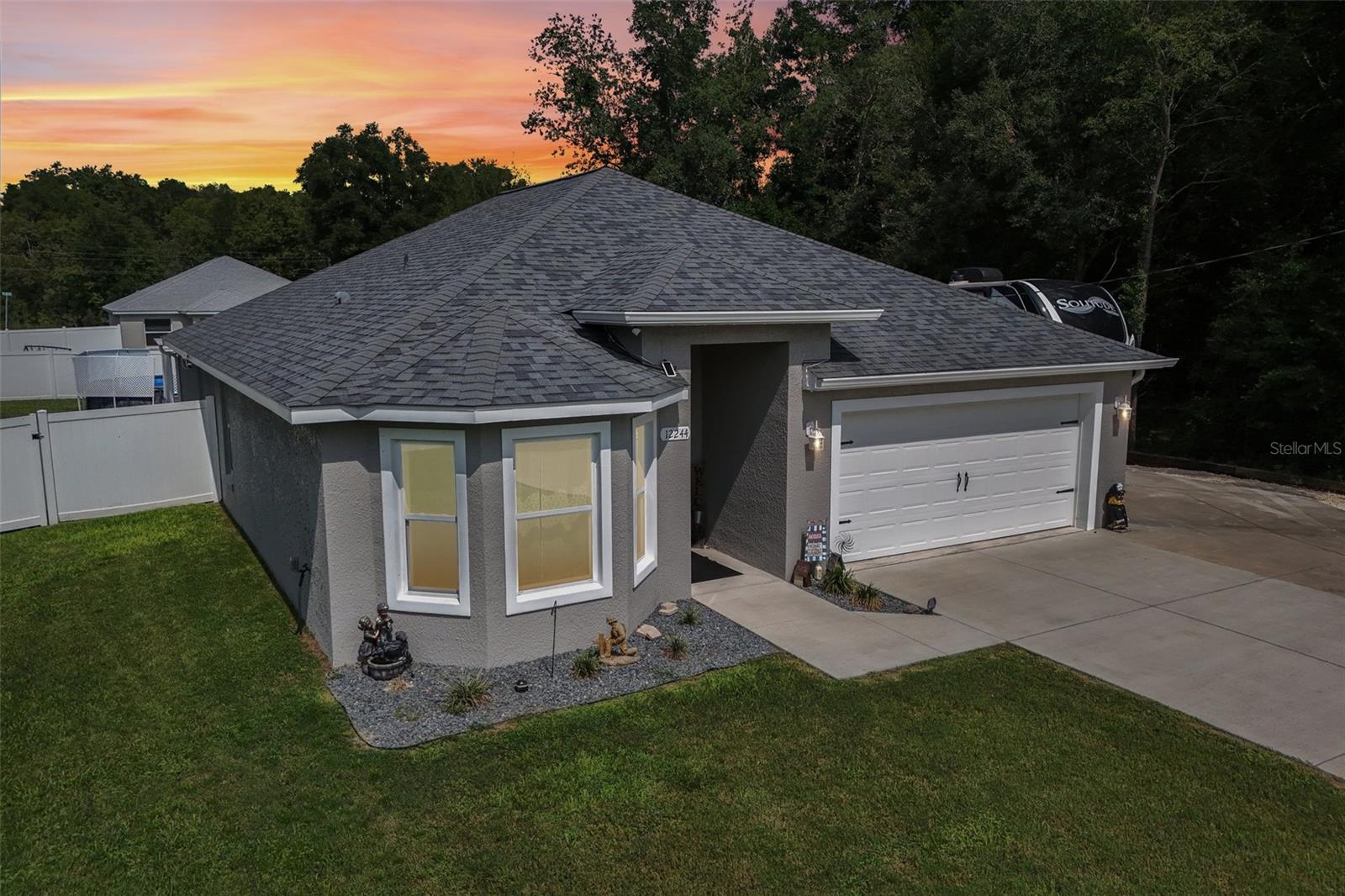 3rd image of 12244 Se 86Th Ct, Belleview, FL 34420 | MLS# O6423089