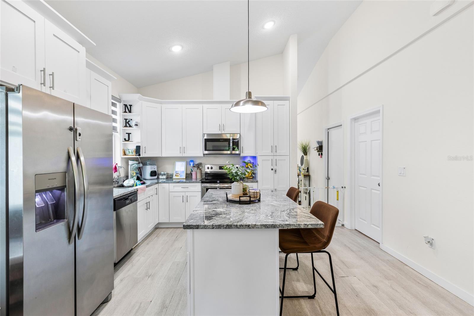 5th image of 1747 S Oak St, Seffner, FL 33584 | MLS# TB8526760