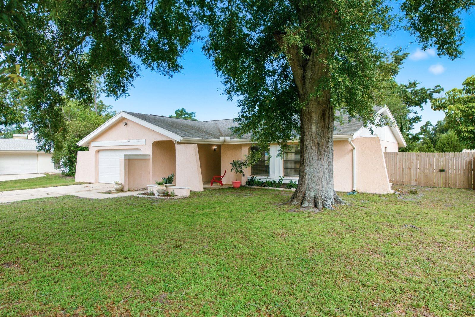 2nd image of 3916 Lake St George Dr, Palm Harbor, FL 34684 | MLS# TB8526845