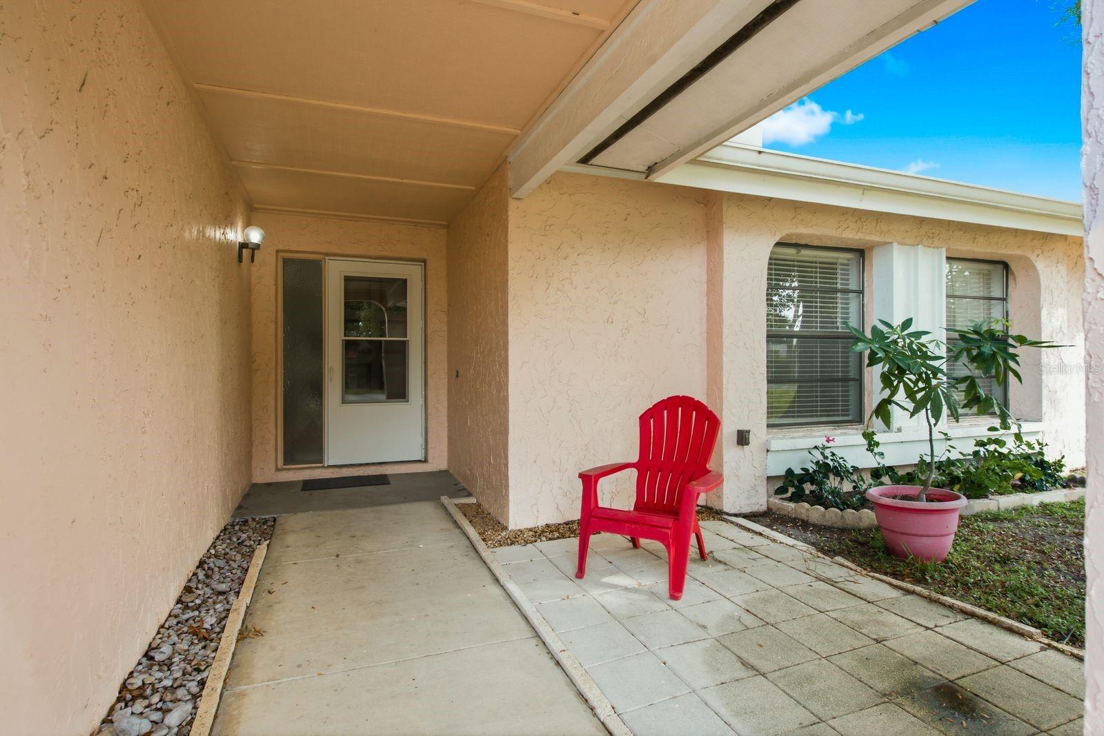 4th image of 3916 Lake St George Dr, Palm Harbor, FL 34684 | MLS# TB8526845