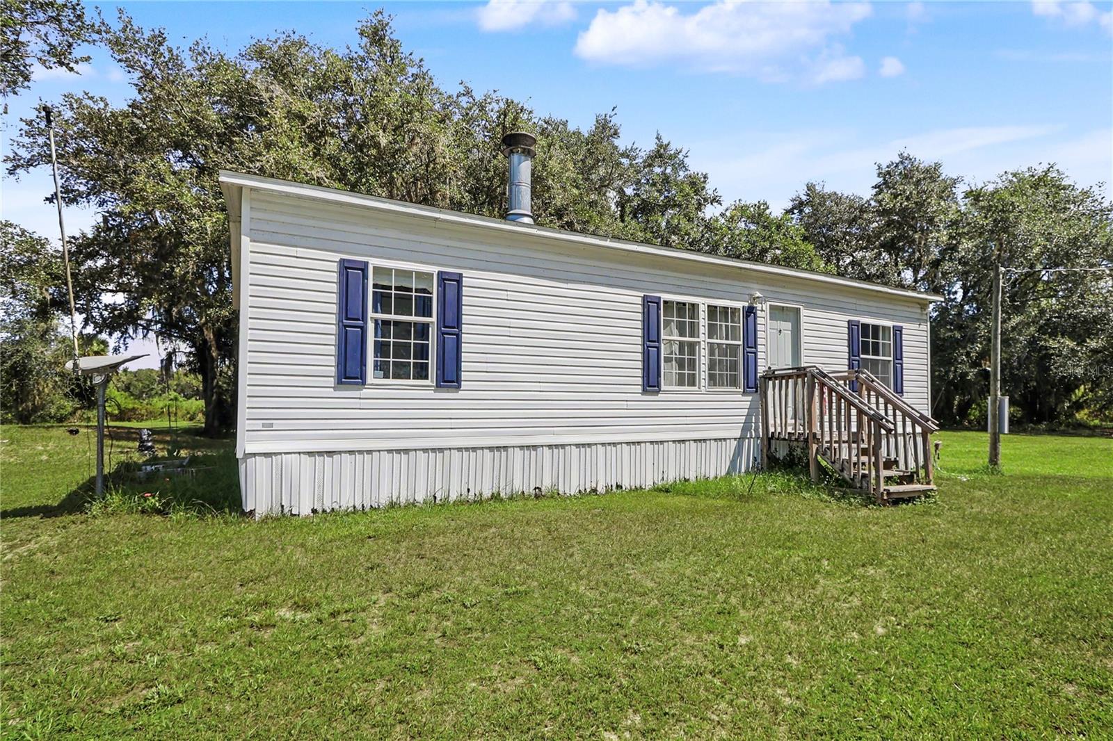 3rd image of 5435 Ne 153Rd Pl Rd, Citra, FL 32113 | MLS# OM728077
