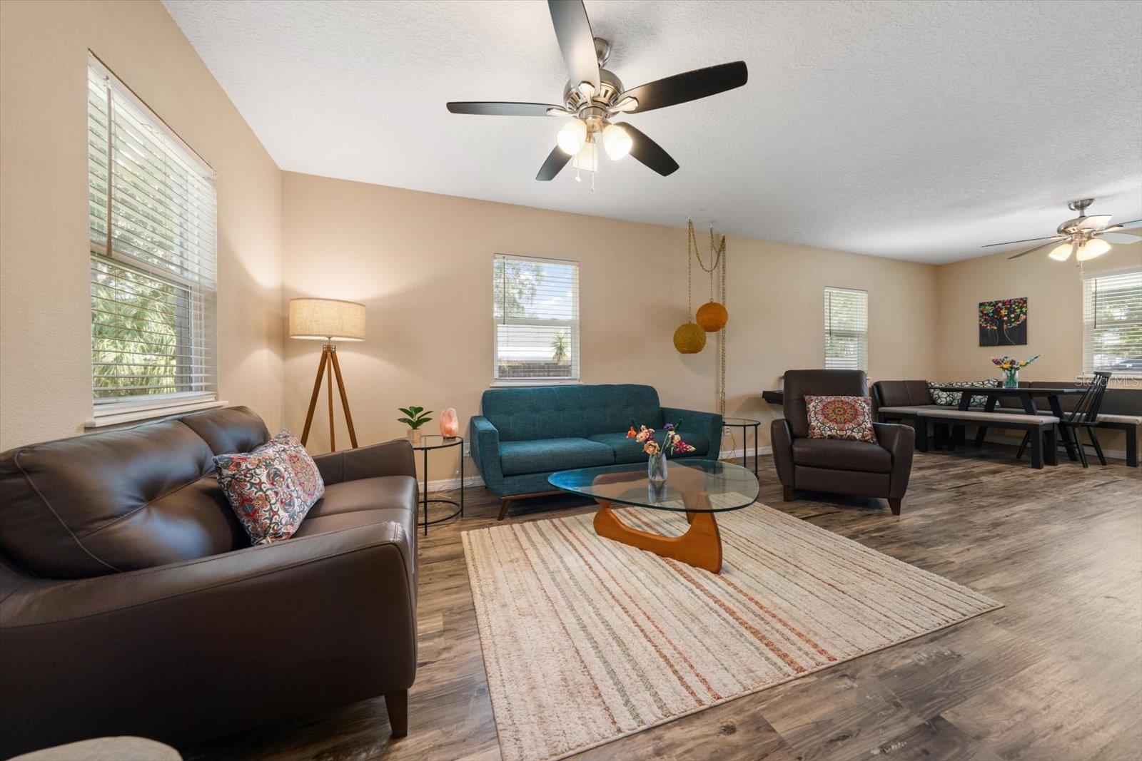 4th image of 401 Dempsey Rd, Palm Harbor, FL 34683 | MLS# TB8527057