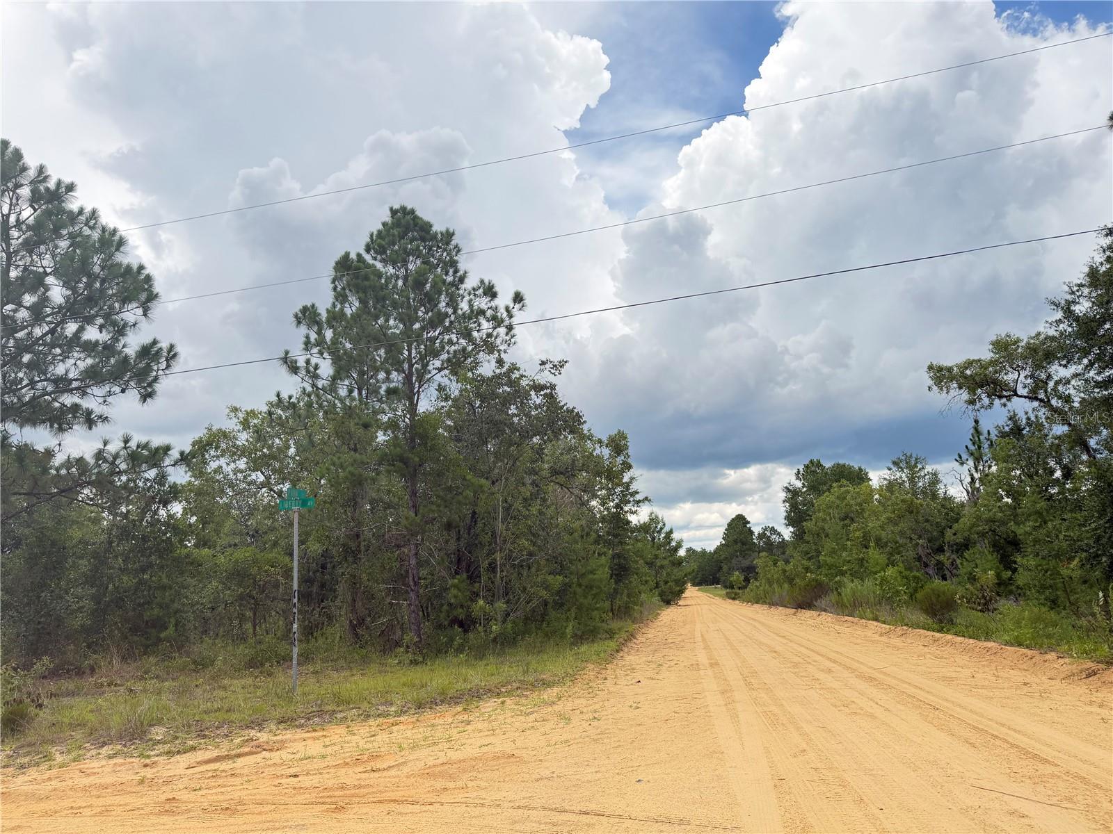 2nd image of 100 Linda Ln, Interlachen, FL 32148 | MLS# O6423422