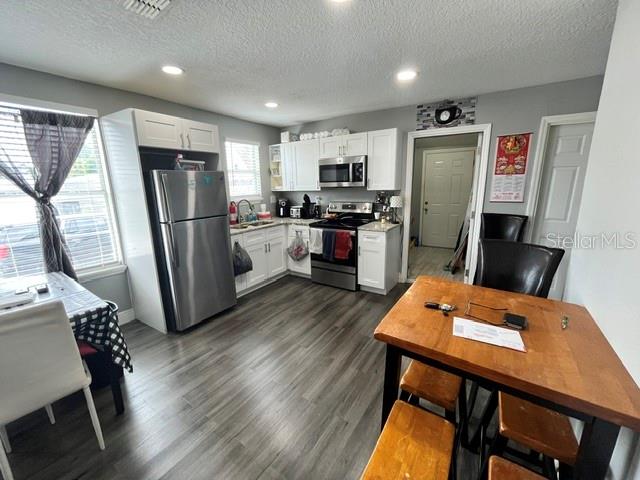 5th image of 118 W Stuart Ave, Lake Wales, FL 33853 | MLS# L4963359