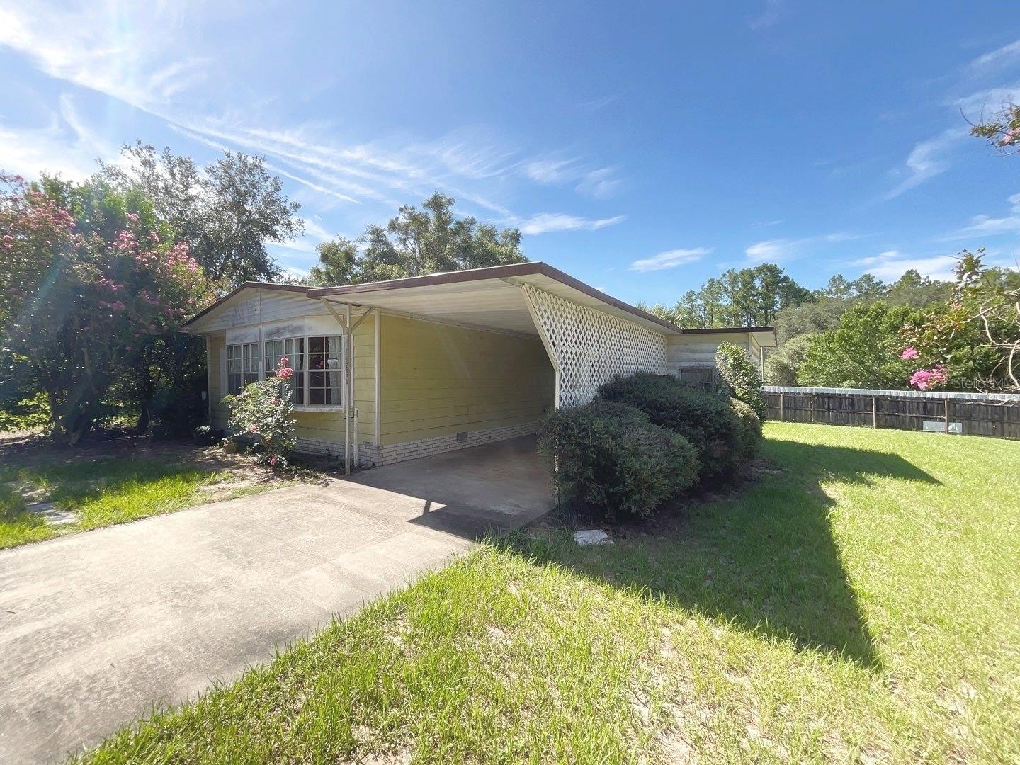 2nd image of 12830 Se 7th St, Silver Springs, FL 34488 | MLS# O6423451