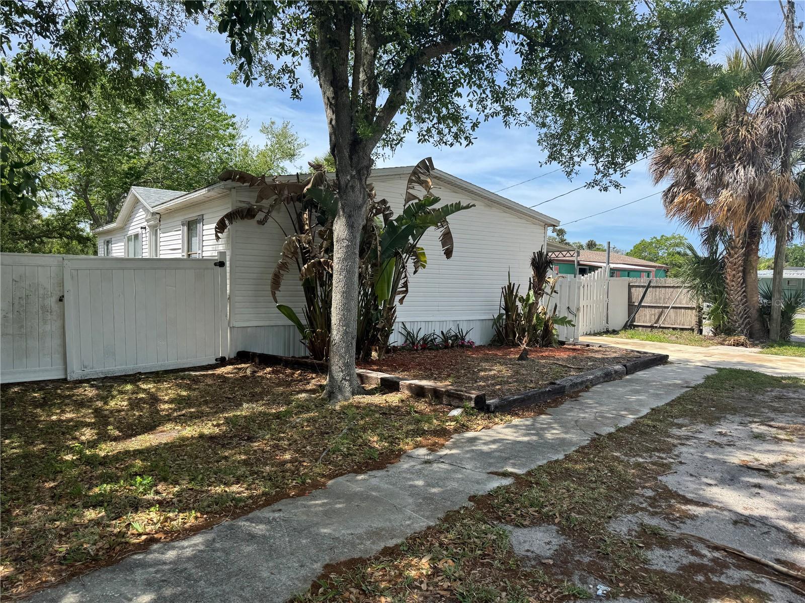 1st image of 5406 Sydney St, Port Orange, FL 32127 | MLS# V4950111