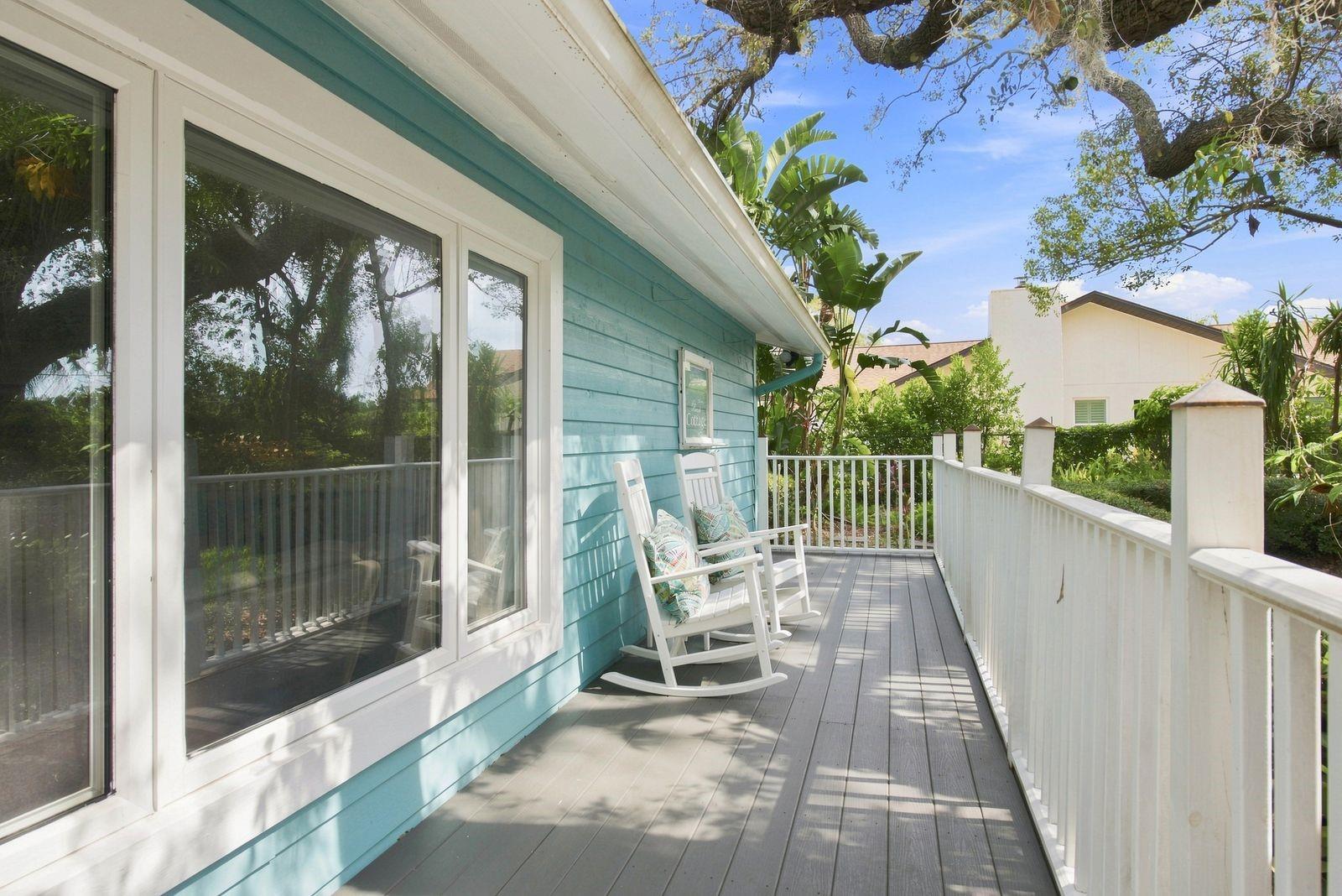 3rd image of 1111 Carlton Rd, Tarpon Springs, FL 34689 | MLS# TB8527323