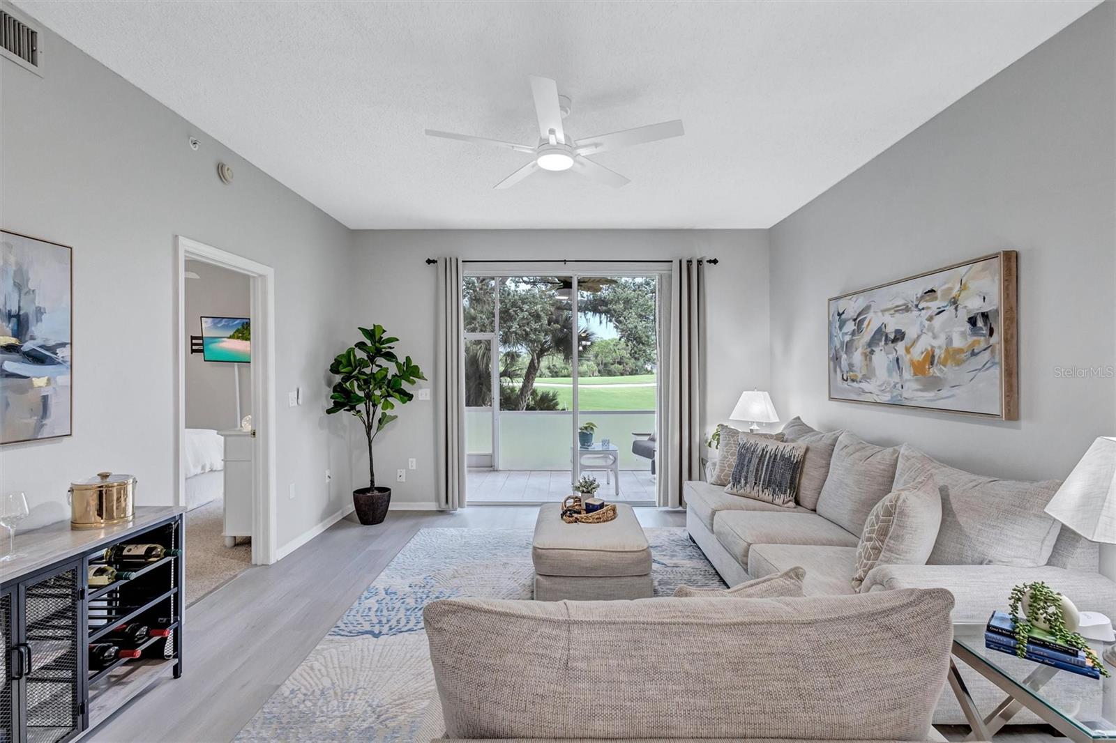 5th image of 9620 Club South Cir #5107, Sarasota, FL 34238 | MLS# A4699493
