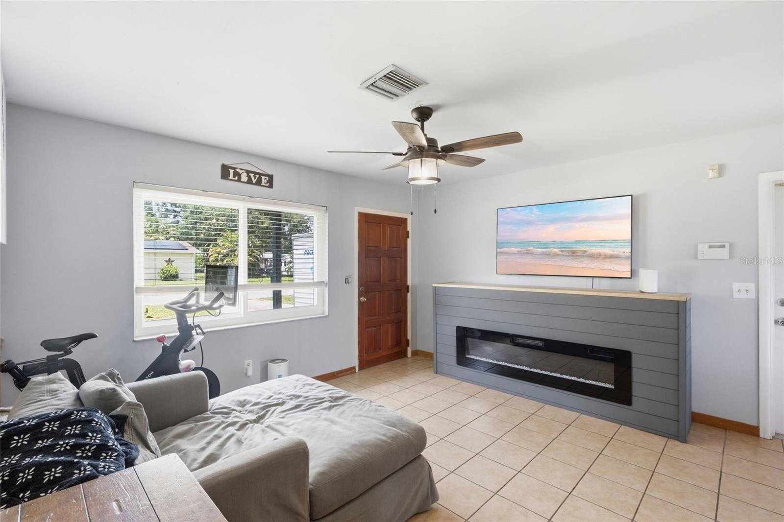 3rd image of 1597 Se Tangelo Dr, Arcadia, FL 34266 | MLS# C7528202