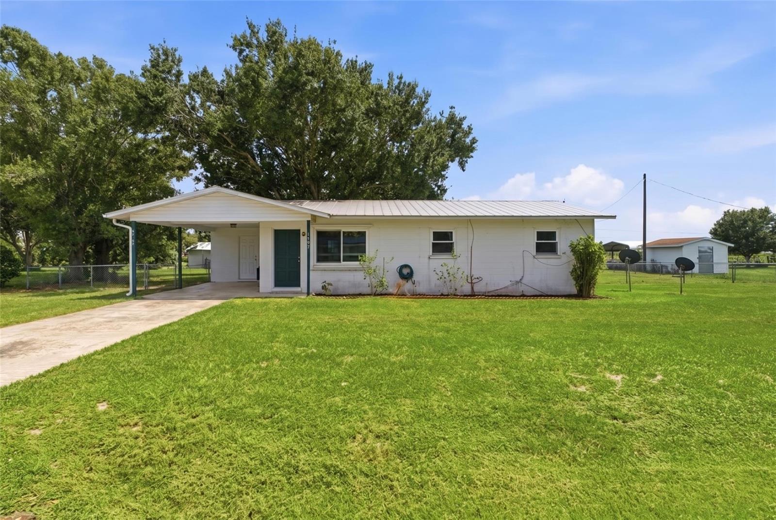 2nd image of 1597 Se Tangelo Dr, Arcadia, FL 34266 | MLS# C7528202