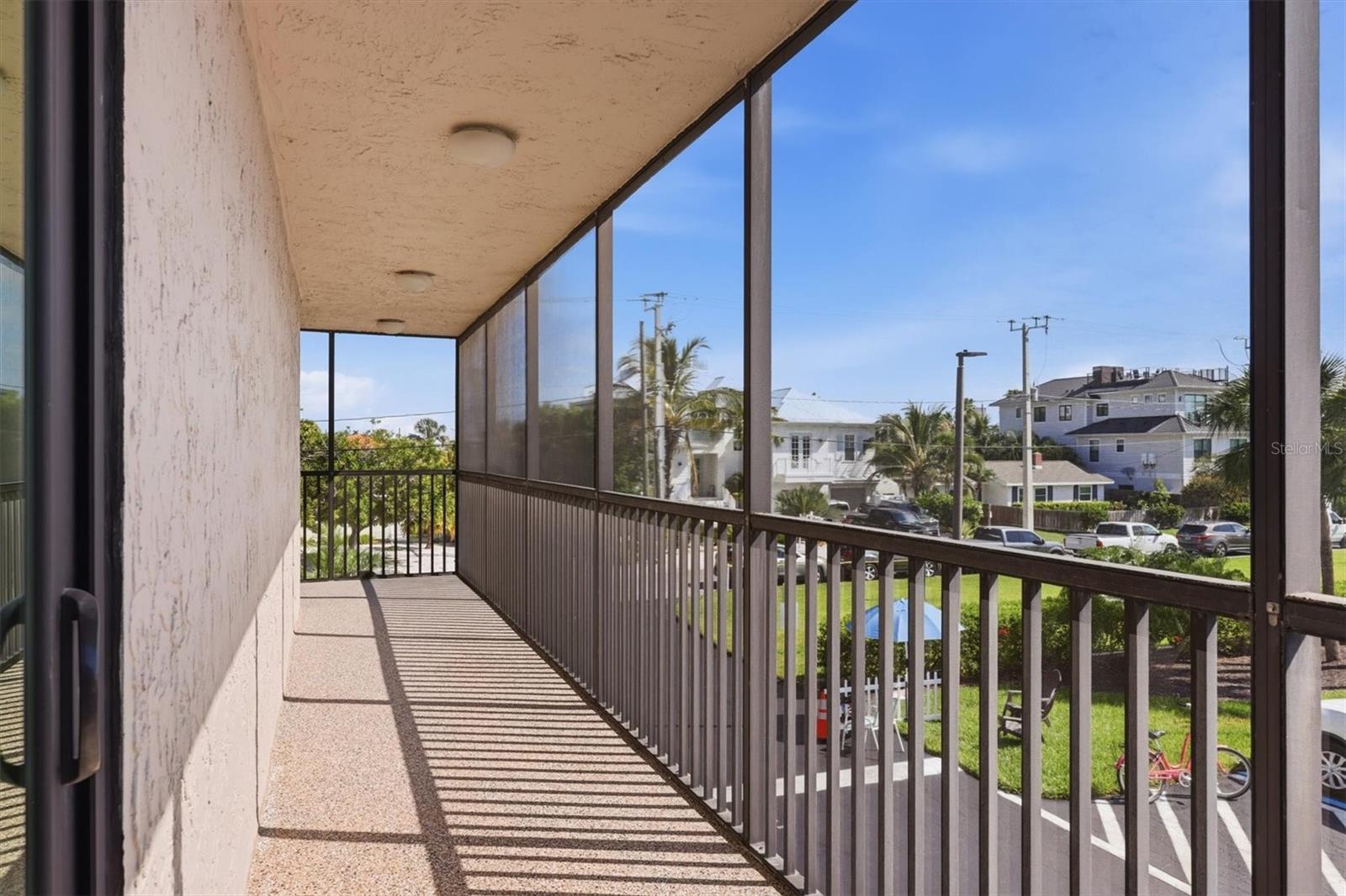 5th image of 1001 Benjamin Franklin Dr, Sarasota, FL 34236