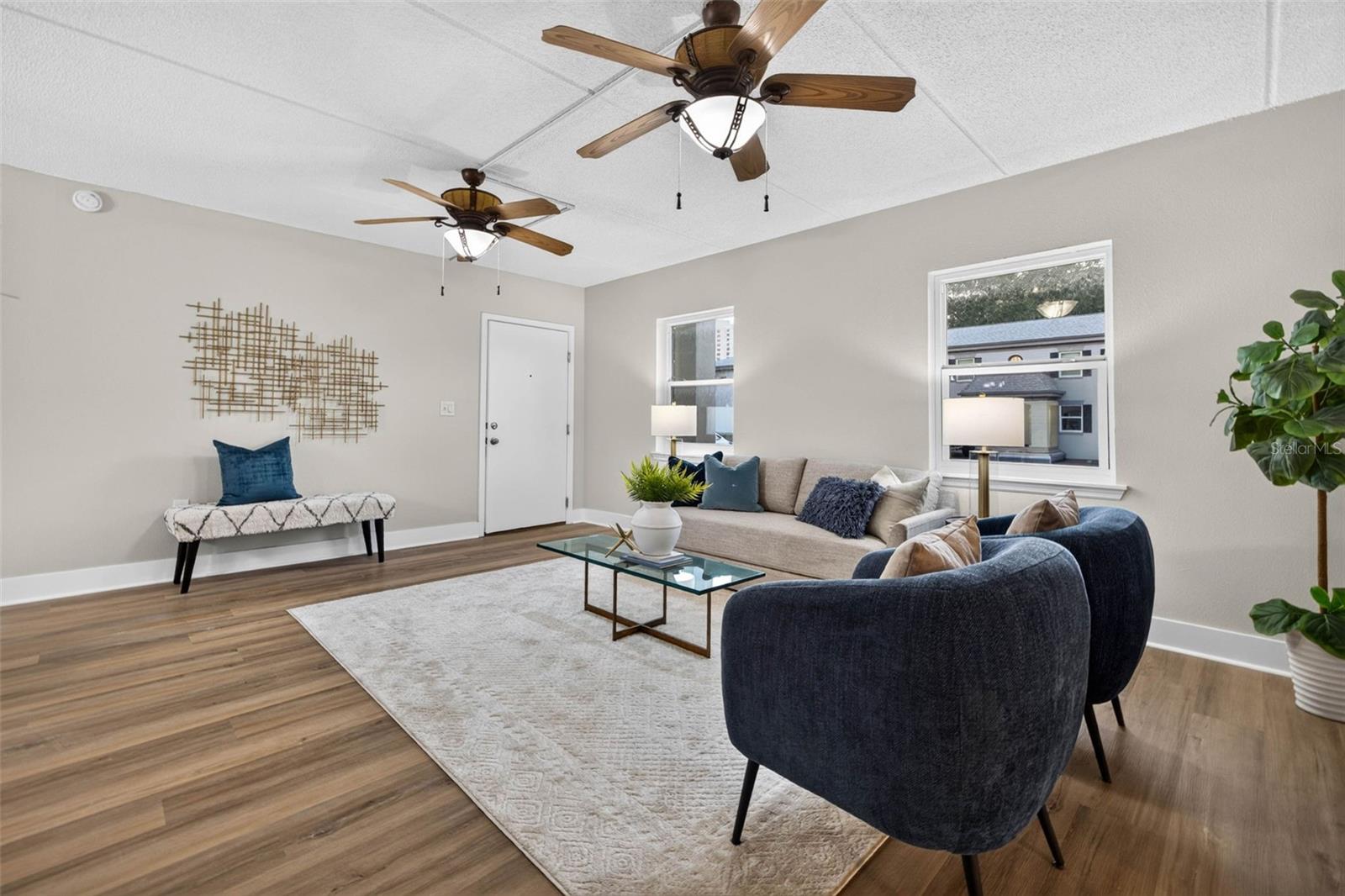5th image of 1190 Rue Des Chateaux, South Pasadena, FL 33707