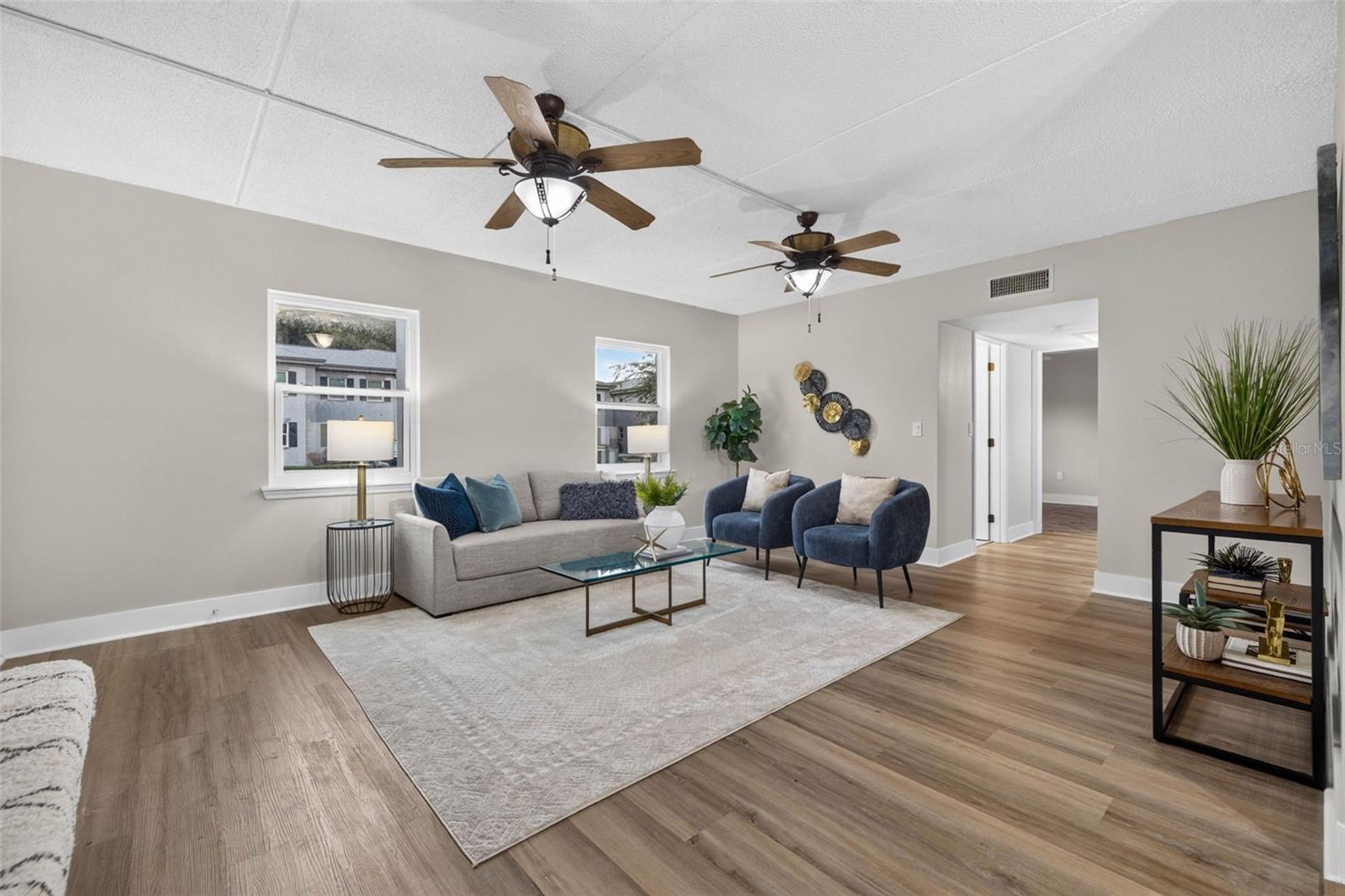 4th image of 1190 Rue Des Chateaux, South Pasadena, FL 33707