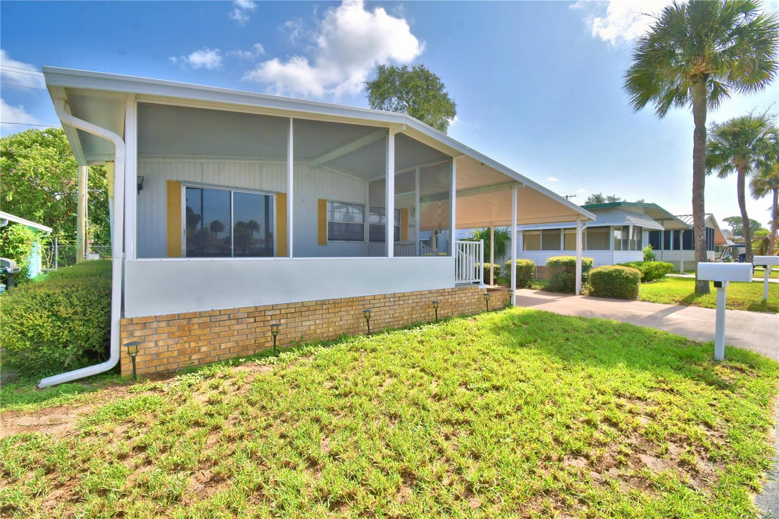 3rd image of 4027 Rolling Oaks Dr, Winter Haven, FL 33880 | MLS# P4939266
