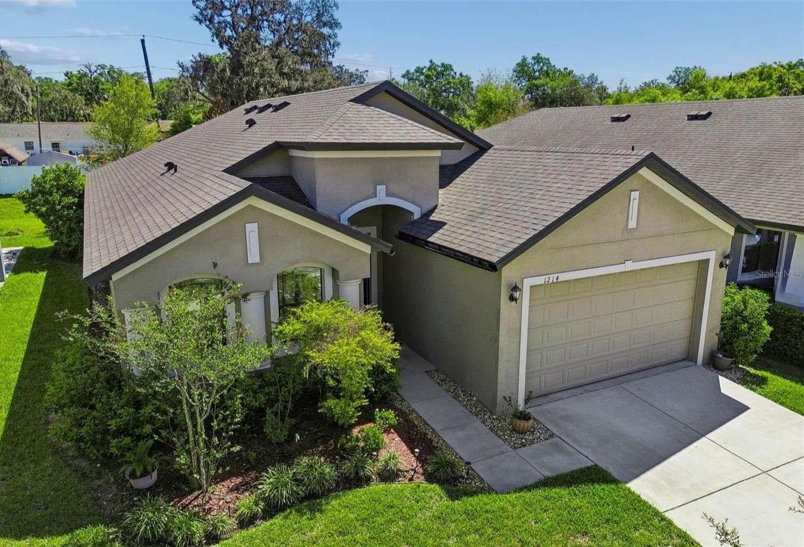 3rd image of 1214 Florablu Dr, Seffner, FL 33584 | MLS# W7887502