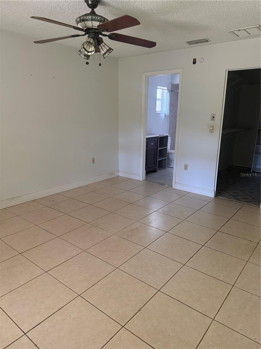 Homes for sale in Pinellas Park, FL | 6816 Circlecreek Dr, Pinellas Park, FL 33781 | MLS# A4699549