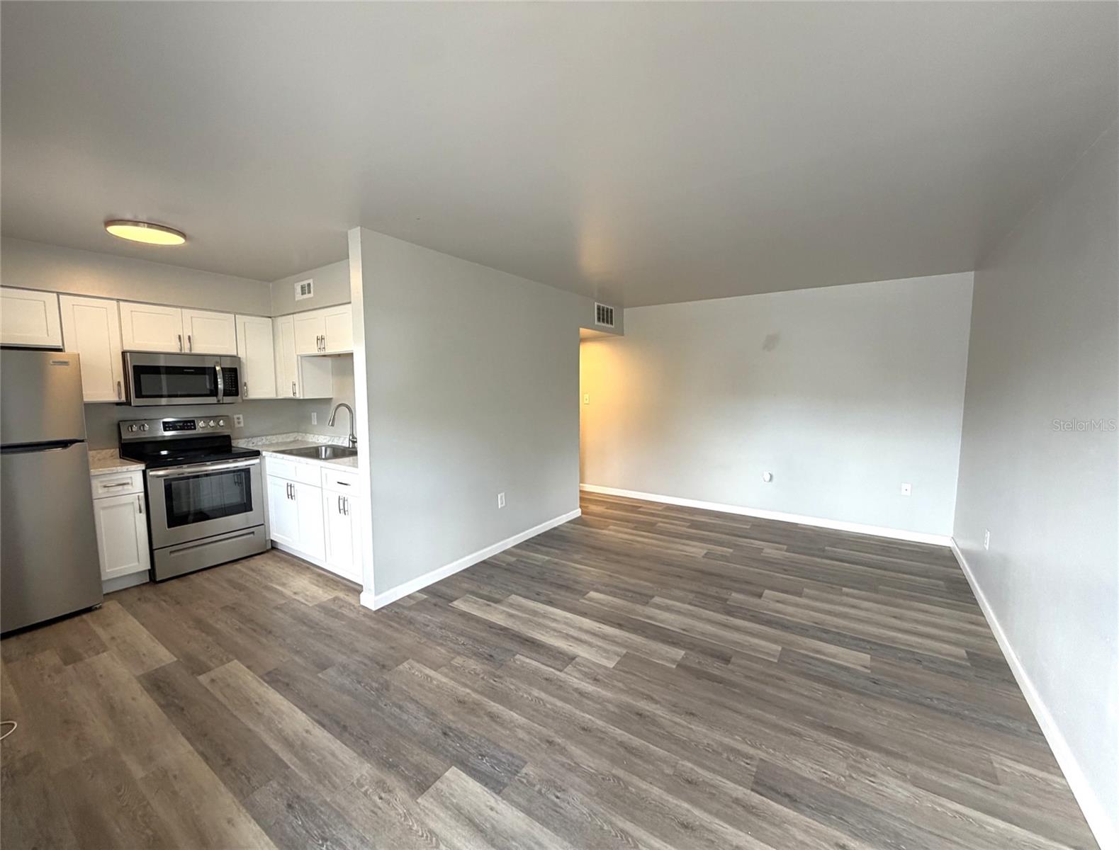 Homes for sale in Gainesville, FL | 501 Nw 15Th Ave #9, Gainesville, FL 32601 | MLS# GC541836