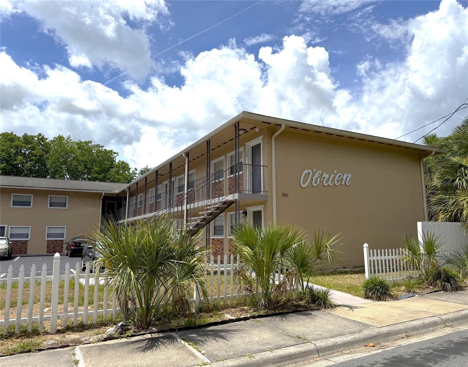 Homes for sale in Gainesville, FL | 501 Nw 15th Ave #9, Gainesville, FL 32601 | MLS# GC541836