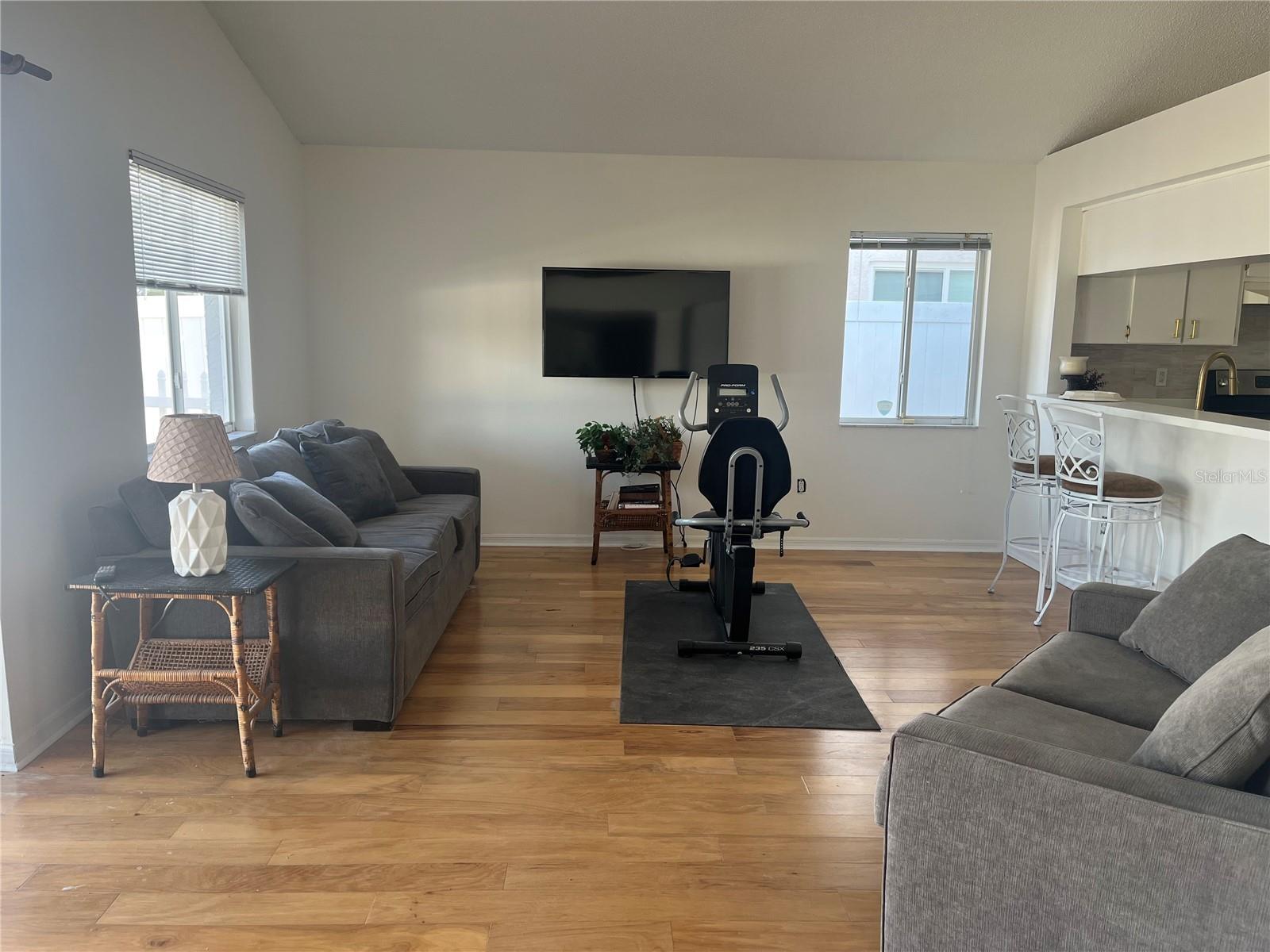 5th image of 2930 Shannon Cir, Palm Harbor, FL 34684 | MLS# TB8527930