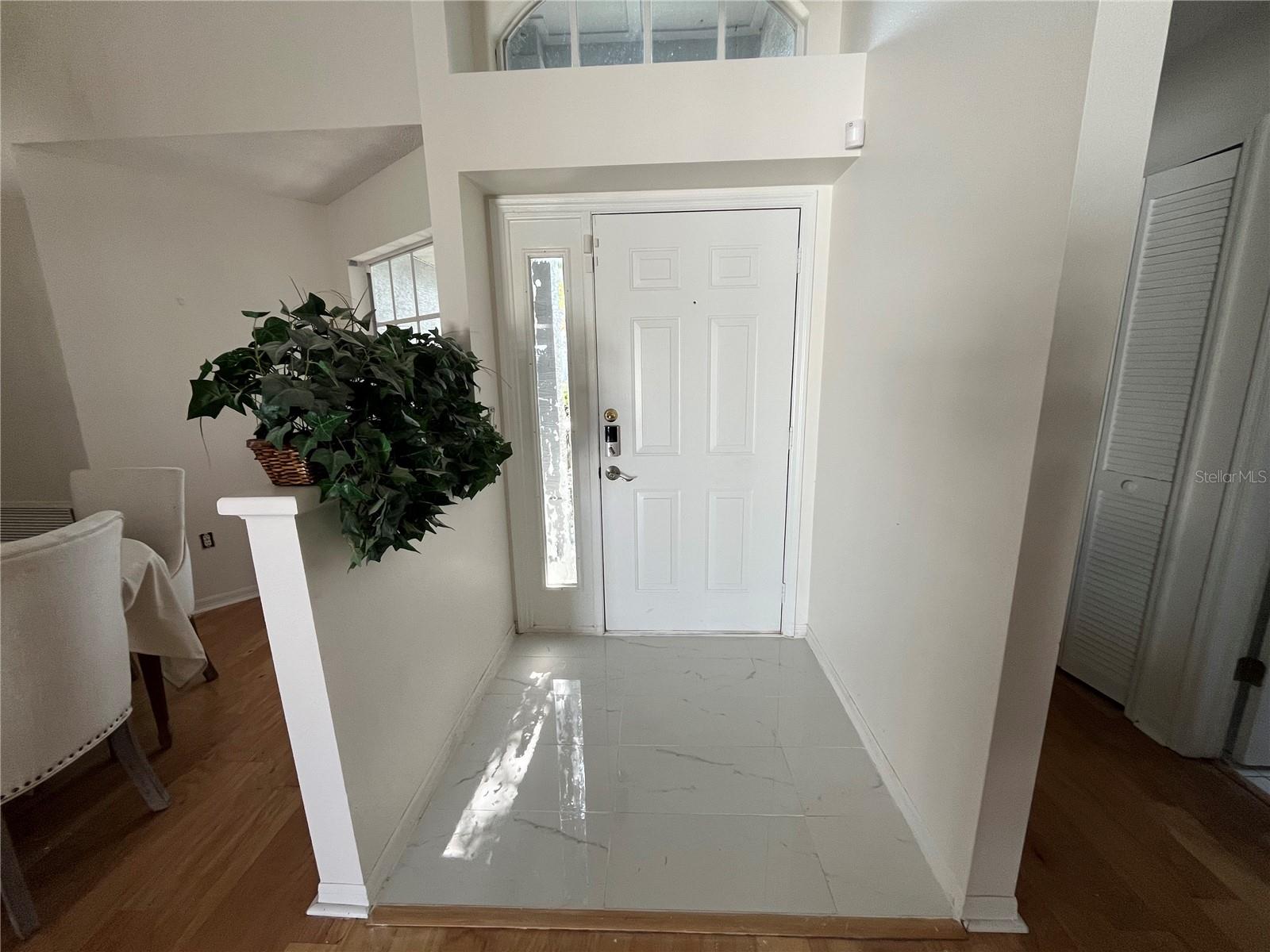 3rd image of 2930 Shannon Cir, Palm Harbor, FL 34684 | MLS# TB8527930