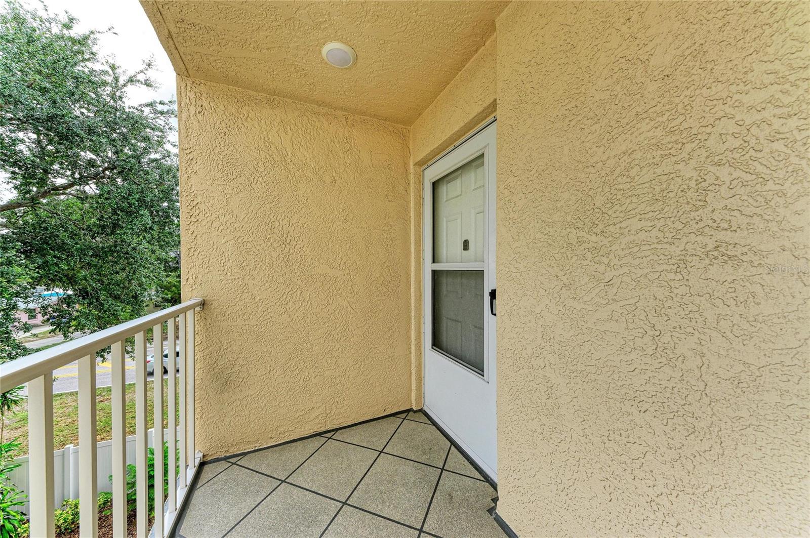4th image of 3980 Ironwood Cir #301, Bradenton, FL 34209 | MLS# A4699628