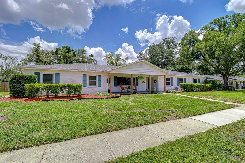 3rd image of 601 Larrie Ellen Wy, Brandon, FL 33511 | MLS# TB8528073