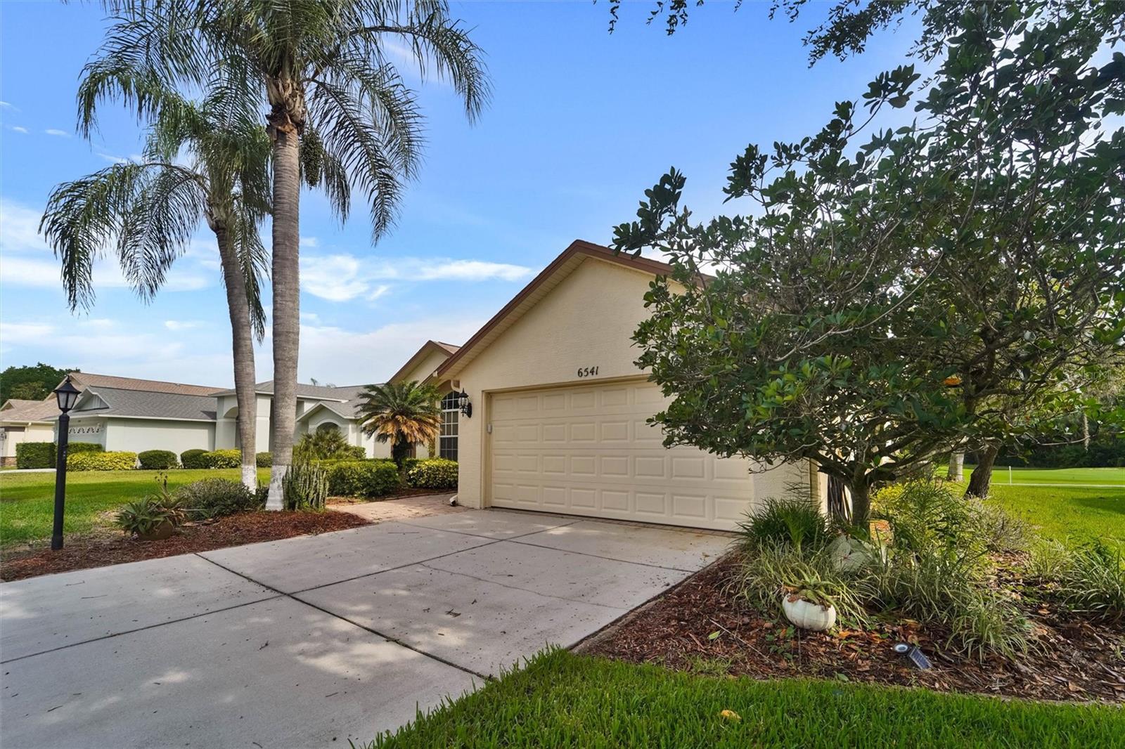 3rd image of 6541 Country Ridge Ln, New Port Richey, FL 34655 | MLS# TB8528079
